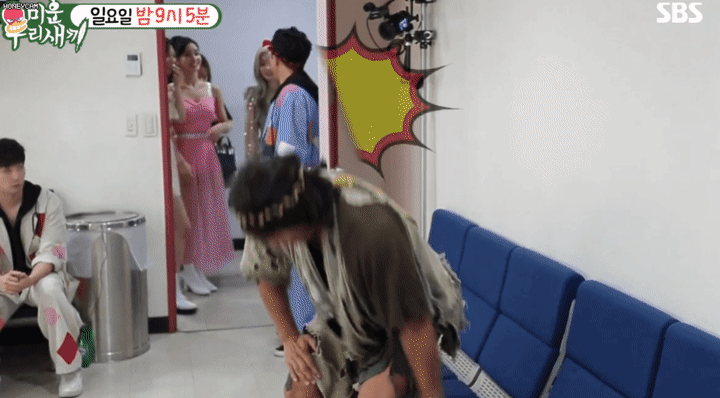 트와이스 인사거부하는 선배 GIF | 인스티즈