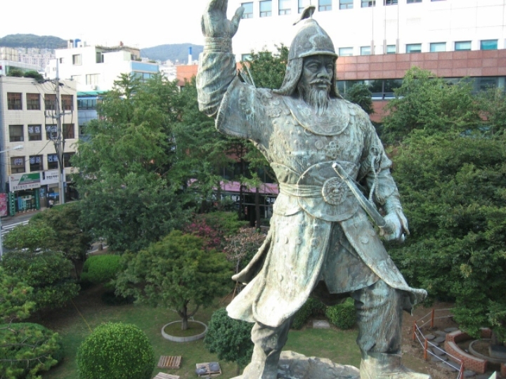 부산 지하철에서 느낄 수 있는 400여년 전 전쟁의 비극 | 인스티즈