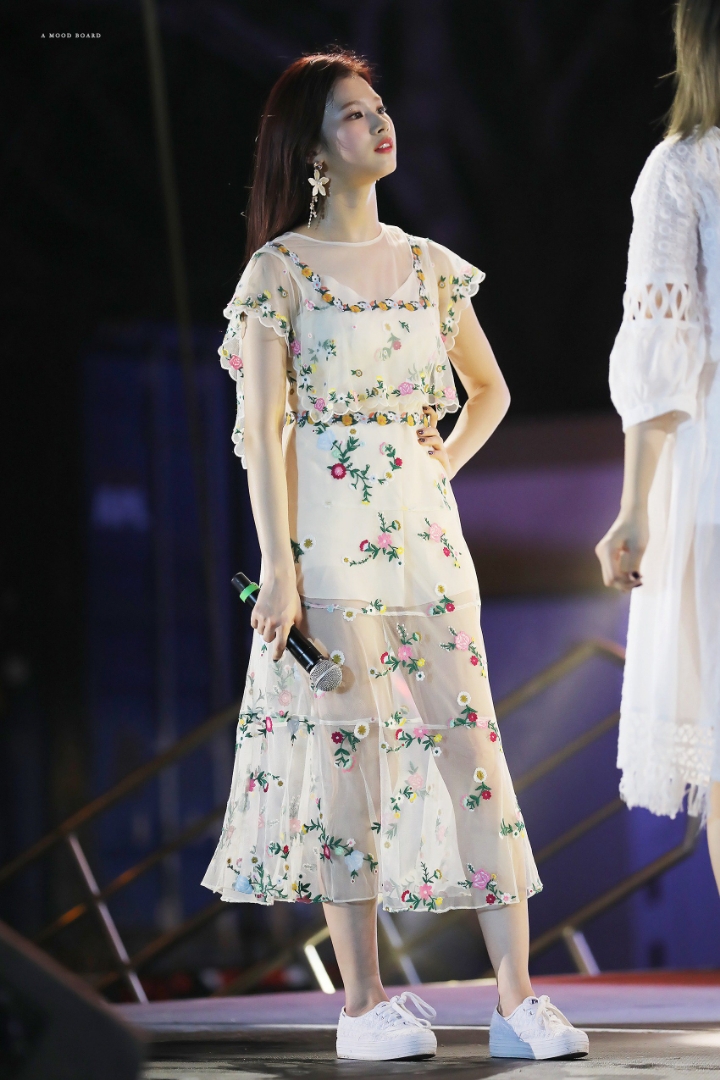 성수 흘리는 사나 | 인스티즈