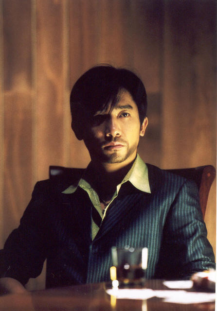 얼굴에 어딘가 모를 슬픔이 서려있는 배우들.. | 인스티즈