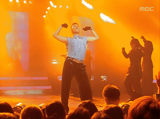 한국서 계속 사고쳐서 미국으로 도피유학 보내놨더만 현지 갱들과 약 빨다 추방 당해서 다시 돌아온 재벌집 망나니 아들 이미지 | 인스티즈