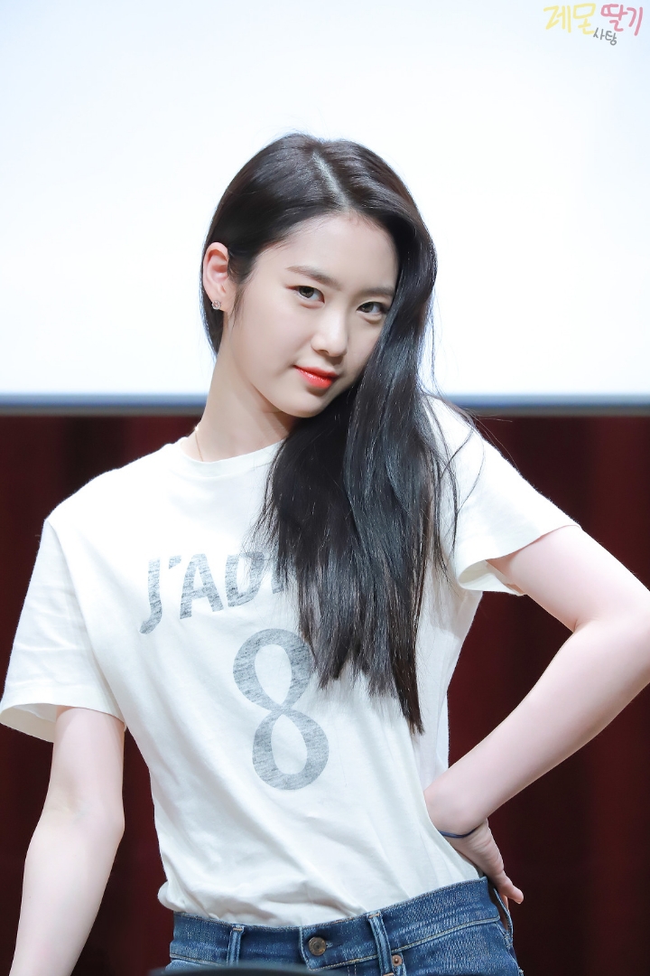 오마이걸 지호 금발vs흑발 | 인스티즈