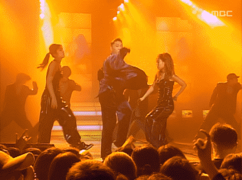 한국서 계속 사고쳐서 미국으로 도피유학 보내놨더만 현지 갱들과 약 빨다 추방 당해서 다시 돌아온 재벌집 망나니 아들 이미지 | 인스티즈