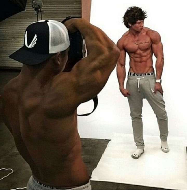 여친 만들기 위해 2년 동안 운동한 남자.jpg | 인스티즈