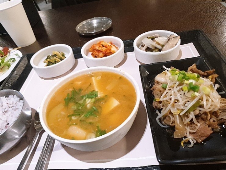 1평에 1억하는 아파트 조식 | 인스티즈