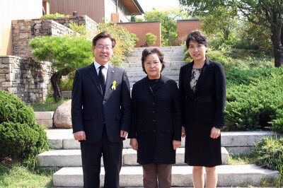 아직은 지켜보자는 입장이지만 설마 맞다면 소름이 끼치는 사진... | 인스티즈