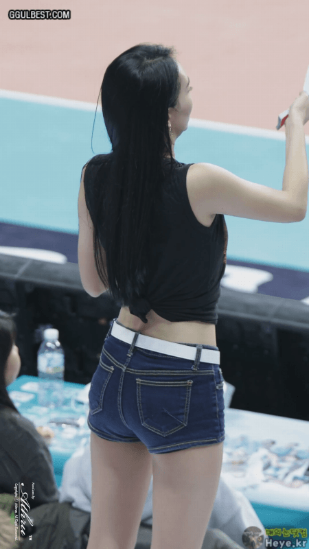 시원시원한 치어리더 이나경 | 인스티즈