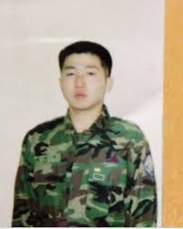 당신은 이 부대의 막내로 들어왔다 | 인스티즈