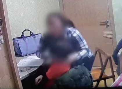 1년간 폭행당하면서도 소리 한번 한내고 참은 아이 | 인스티즈