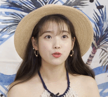 아이유, 사회적 거리두기 독려 눈길 "이번 주말 집콕 챌린지 하실 분?” | 인스티즈