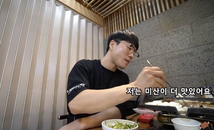 한우 vs 미국 소고기 리뷰하는 유튜버들.jpg | 인스티즈