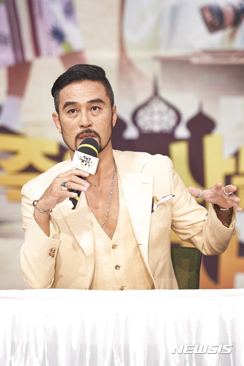 수염이 잘 어울리는 유명인들.jpg | 인스티즈