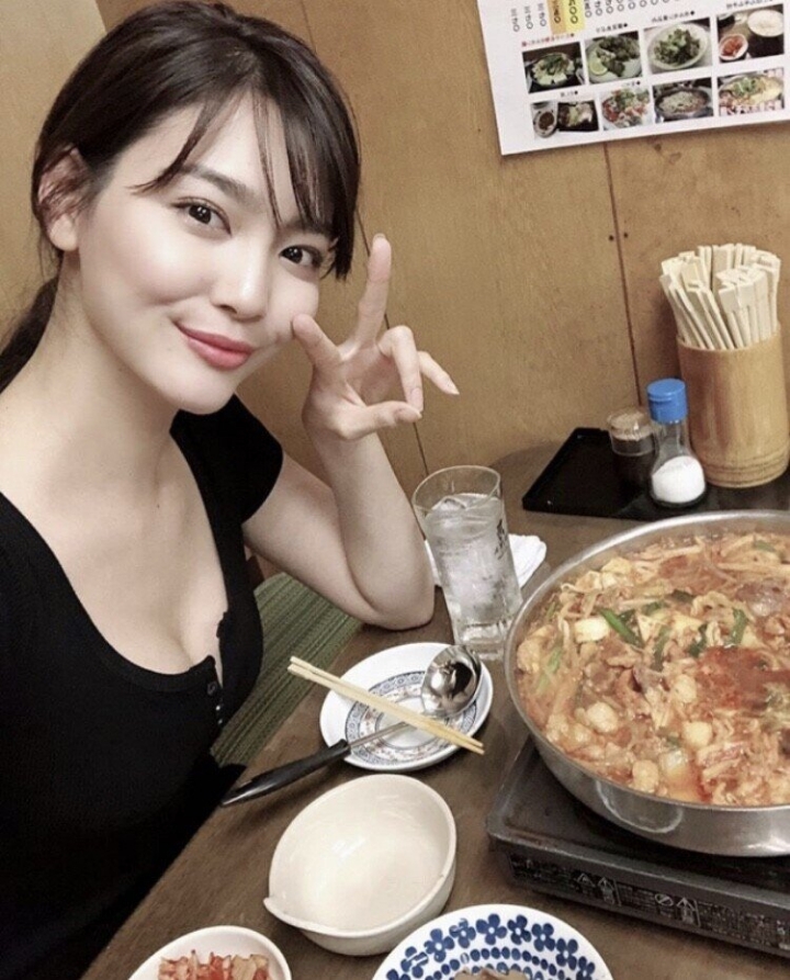 한국 음식에 푹 빠진 일본모델 | 인스티즈