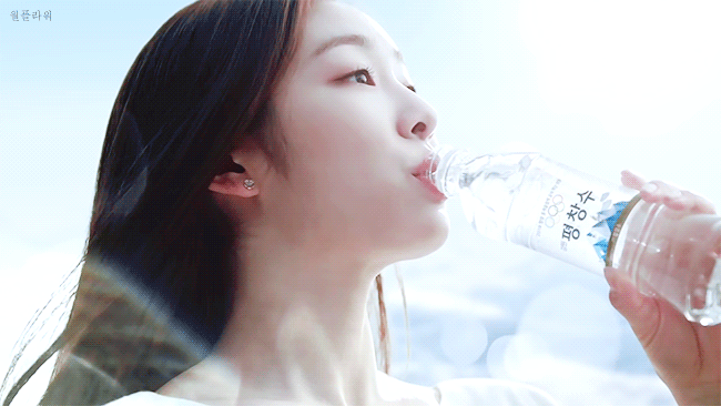 김연아 광고와 현실의 차이.gif | 인스티즈