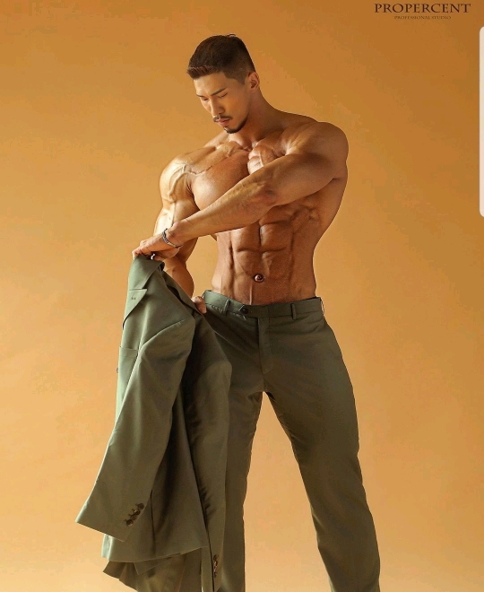 국내 피지크를 1년여만에 접수한 괴물신인 김민수 | 인스티즈