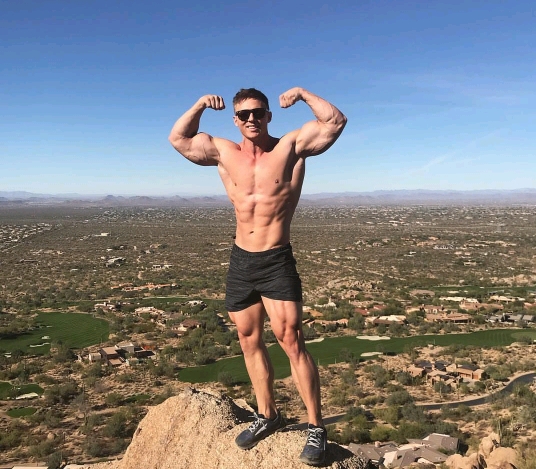 과하게 좋은 근육몸이지만 남녀 전부 좋아하는 이쁜몸매 | 인스티즈