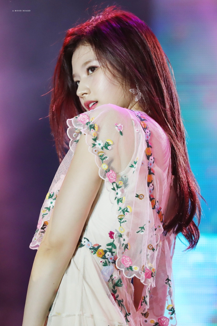 성수 흘리는 사나 | 인스티즈