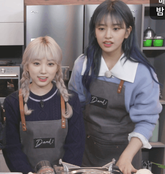 걸그룹 아이즈원 안유진,나코 키차이 움짤,사진 | 인스티즈