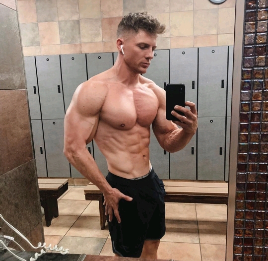 과하게 좋은 근육몸이지만 남녀 전부 좋아하는 이쁜몸매 | 인스티즈