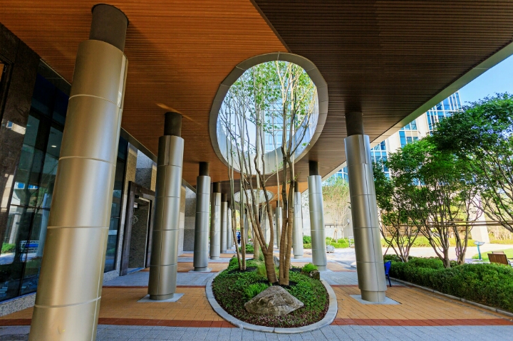 아이유가 현재 사는 아파트 | 인스티즈