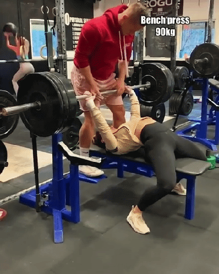 운동하는 여자 GIF | 인스티즈