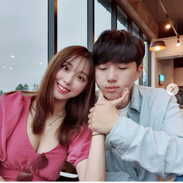 어느 한 전직 프로게이머와 여자친구 | 인스티즈