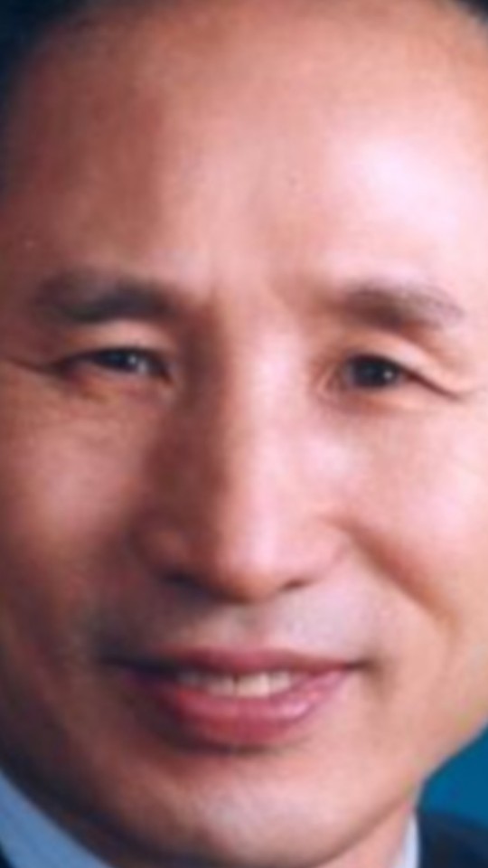 이명박 이목구비는 잘생기지 않나요? | 인스티즈