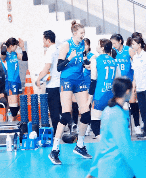 여자배구 리그 선수 중 최장신이라는 GS칼텍스 외국인 선수 | 인스티즈