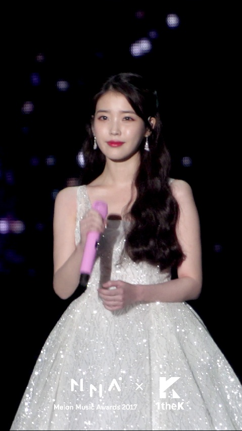 아이유 인생캐릭터는? | 인스티즈