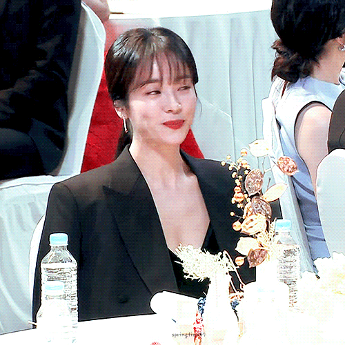 한지민 2019 MBC연기대상 시상식 움짤.gif | 인스티즈