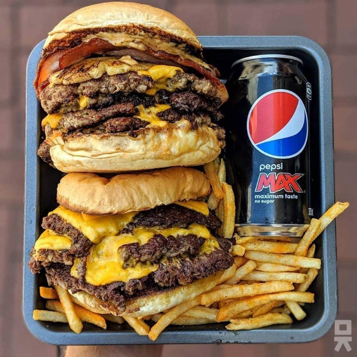가성비 갑이라는 미국의 햄버거 1인 세트 | 인스티즈