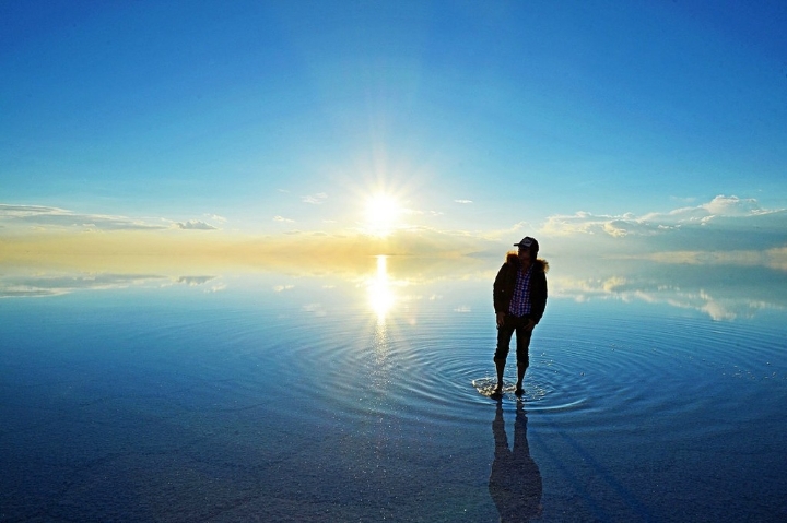 하늘을 비추는 거울이 있는 여행지.jpg | 인스티즈