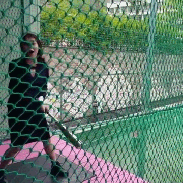 아이유 새로운 타격기술 | 인스티즈