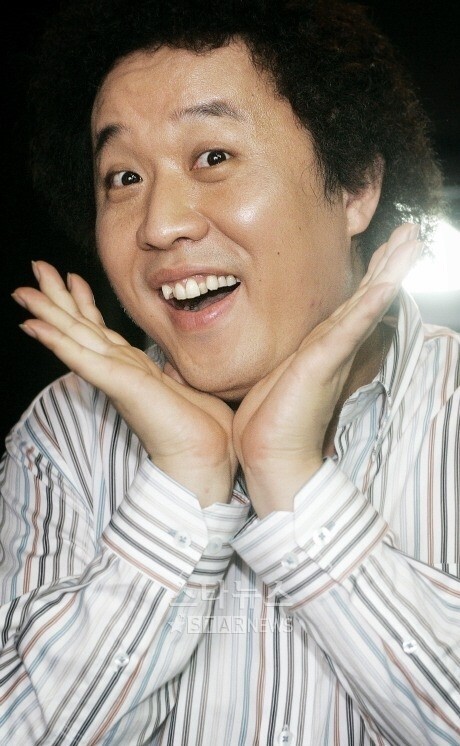 당신은 이 부대의 막내로 들어왔다 | 인스티즈