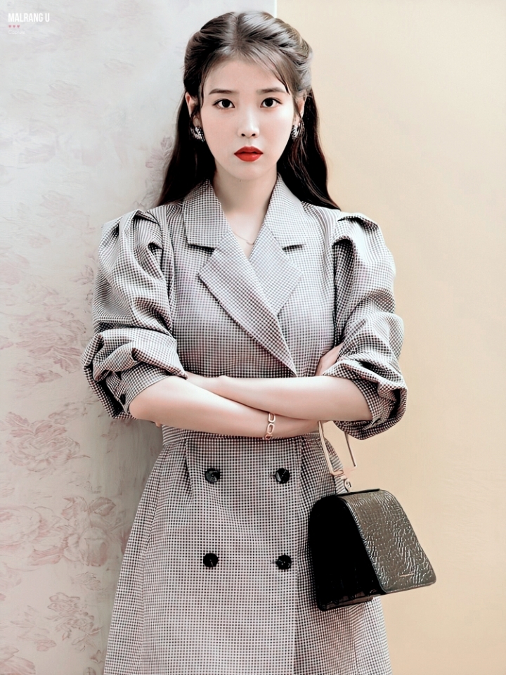 아이유, 사회적 거리두기 독려 눈길 "이번 주말 집콕 챌린지 하실 분?” | 인스티즈