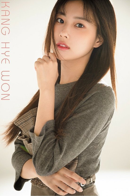 일본 ANAN 잡지에 실린 걸그룹 아이즈원 개인컷 2장씩 | 인스티즈
