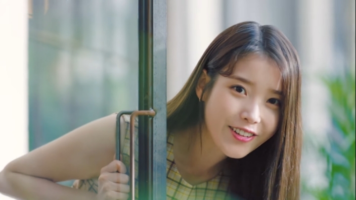 지구를 지키는 아이유 | 인스티즈