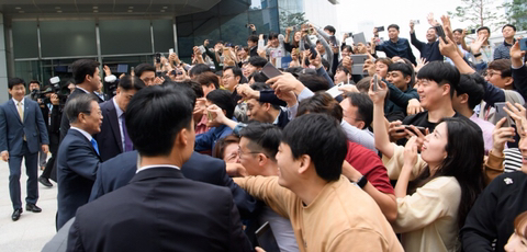 오늘자 문재인 대통령 | 인스티즈