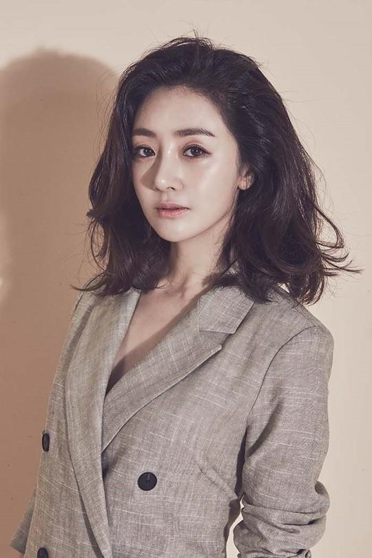 너무 이쁘고 연기도 잘하셔서 호감가는 배우 | 인스티즈