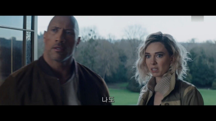 친오빠의 키스 장면을 눈앞에서 보는 여동생의 반응.jpg | 인스티즈