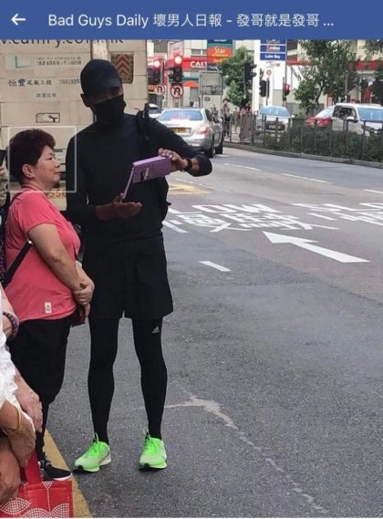 홍콩 시위에 참가하고 있는 큰형jpg | 인스티즈