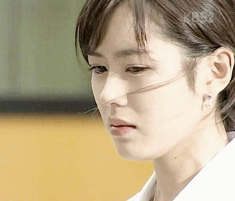 우는 장면마다 레전드였던 22살 손예진 | 인스티즈