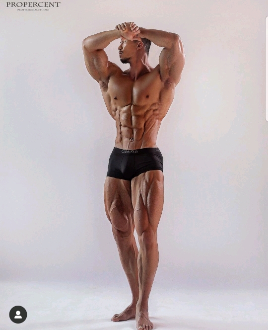 국내 피지크를 1년여만에 접수한 괴물신인 김민수 | 인스티즈