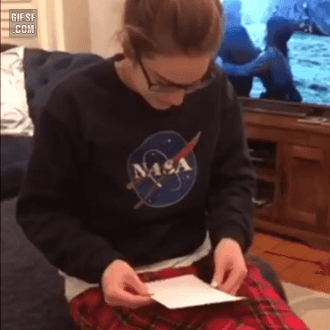 나비가 날아가는 서프라이즈 카드 .gif | 인스티즈