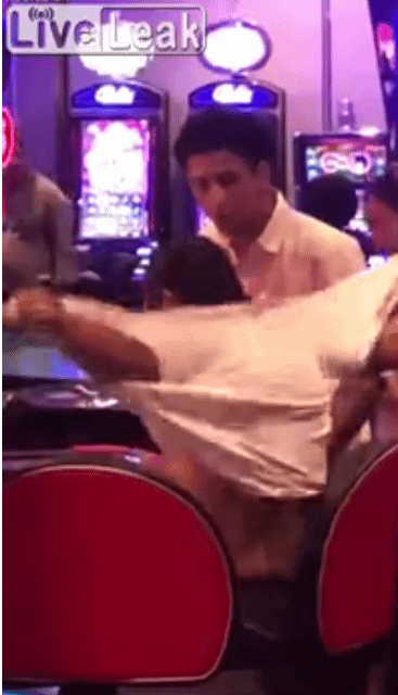 카지노에서 시비 붙은 야쿠자.gif | 인스티즈