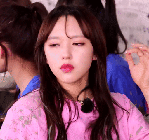 입술 정리하는 성소 .gif | 인스티즈