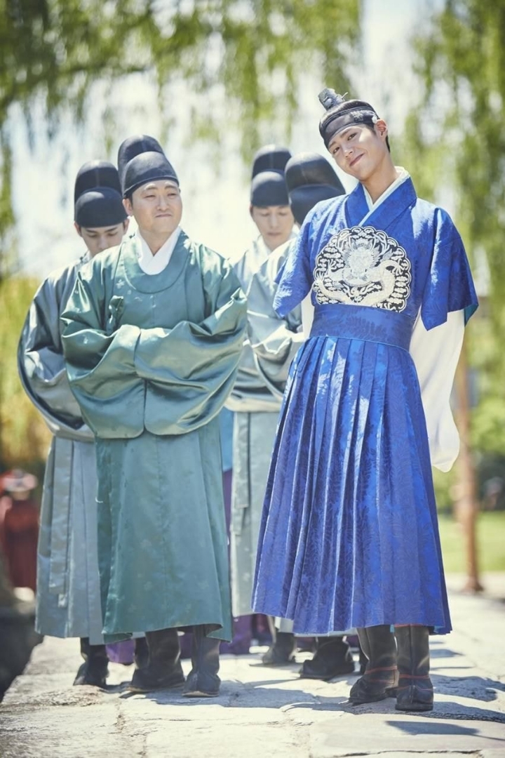 사극 한번만 더해달라는 말이 많은 박보검 한복핏 | 인스티즈