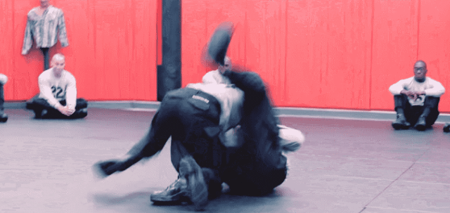 미국 여경들의 피지컬 기초훈련.gif | 인스티즈