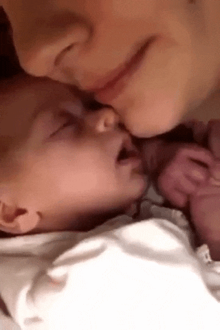 아기와 엄마의 교감 | 인스티즈