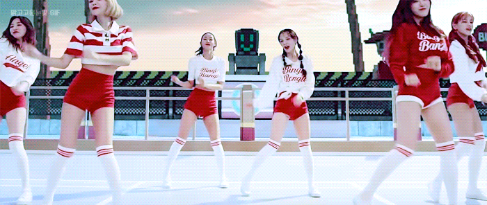 엉덩일 흔들어봐 하면 생각나는 노래는? | 인스티즈